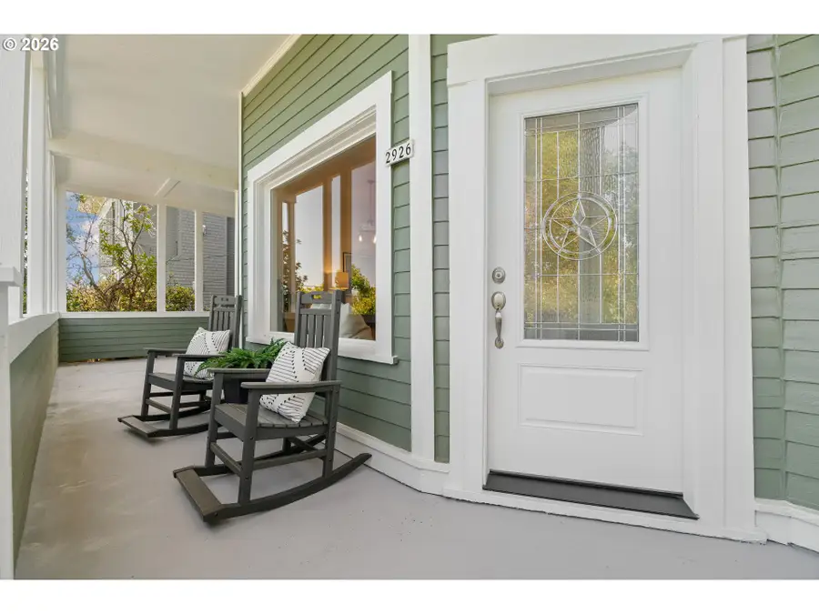 2926 NW Raleigh St, Portland, OR 97210 - #2