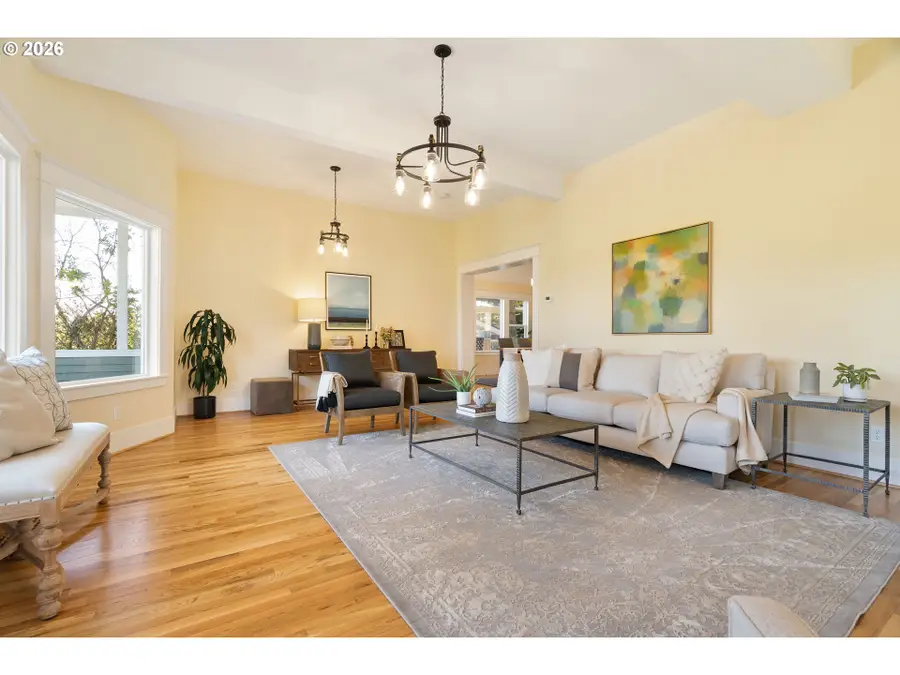 2926 NW Raleigh St, Portland, OR 97210 - #3