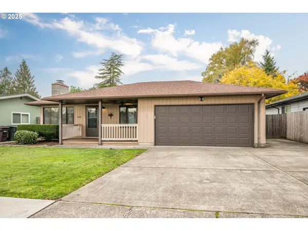 Address Withheld By Seller, Longview, WA 98632