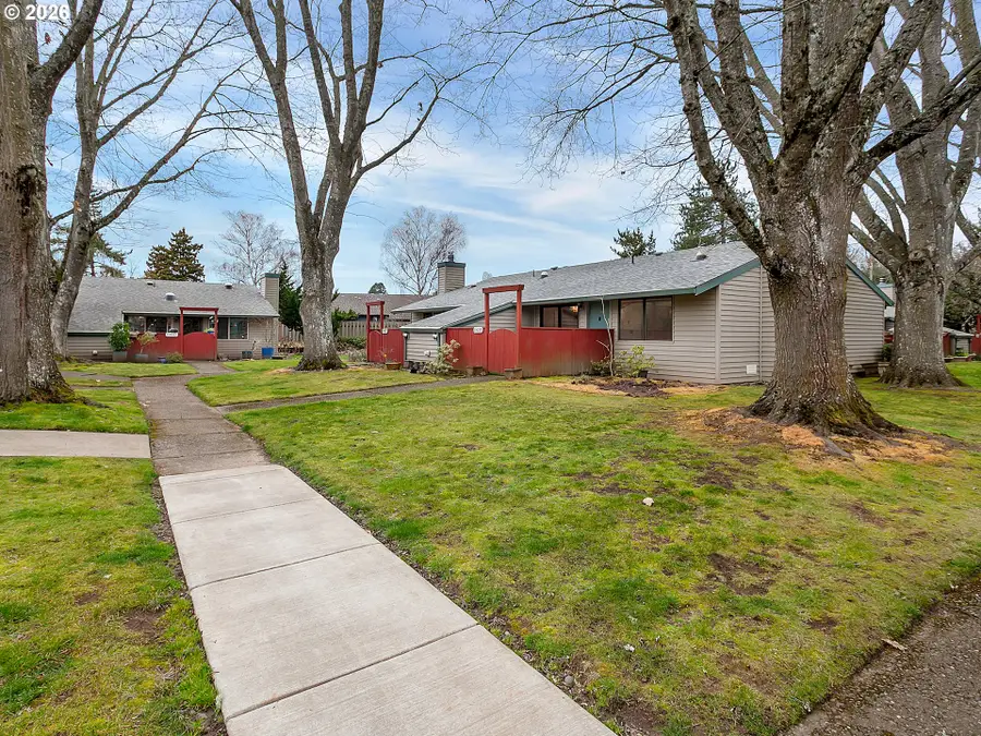 10935 SW 121st Ave, Tigard, OR 97223 - #3