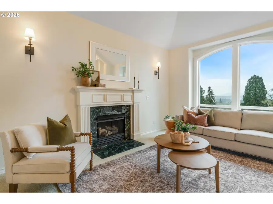 2636 Pimlico Dr, Northwest Clackamas, OR 97068 - #3