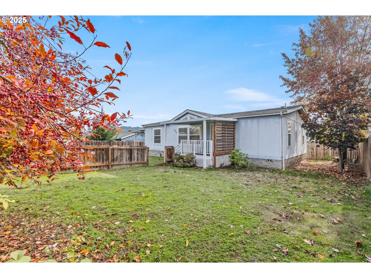 308 NW Civil Bend Ave, Winston, OR 97496 - Image #1