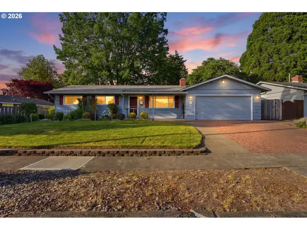 13045 SW Castlewood St, Beaverton, OR 97005