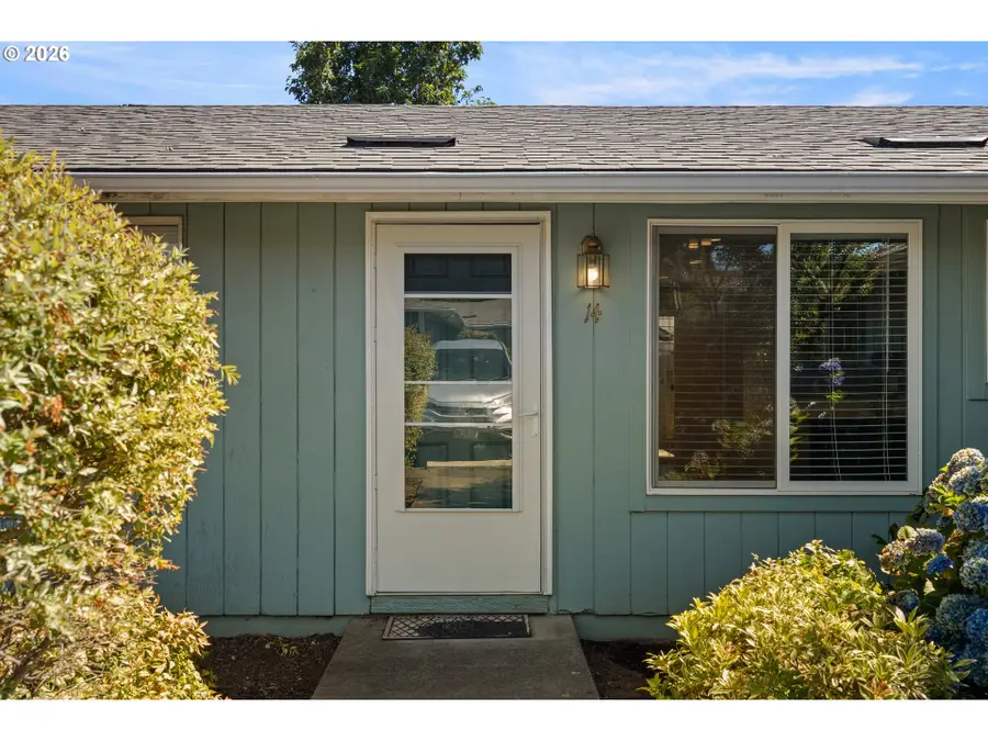 13647 Gaffney Ln #14, Oregon City, OR 97045 - #2