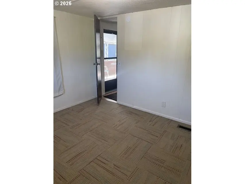 3900 Coburg Rd, Eugene, OR 97408 - #2