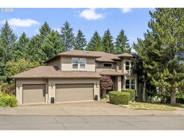 13425 SW Essex Dr, Portland, OR 97223