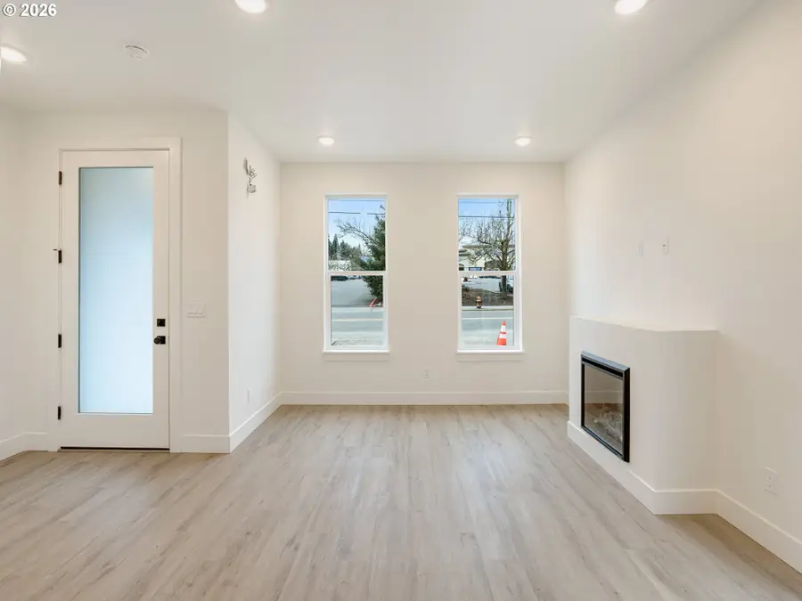 5871 NE Prescott St, Portland, OR 97218 - Image #3