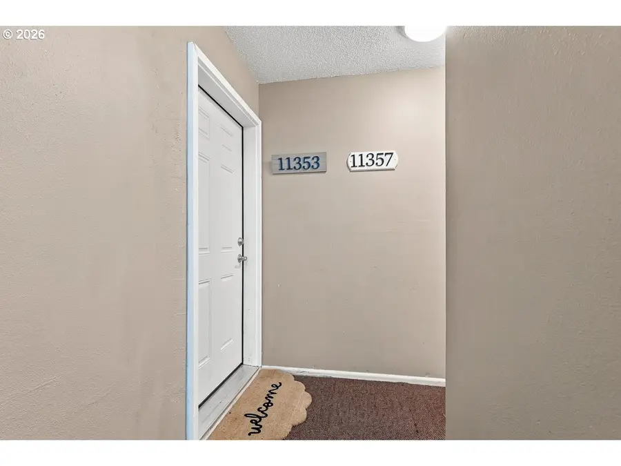11353 SW Springwood Dr, Portland, OR 97223 - #3