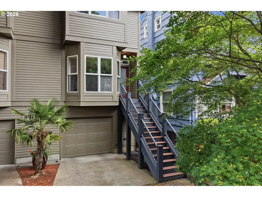 1805 NE Halsey St, Portland, OR 97232 - #2