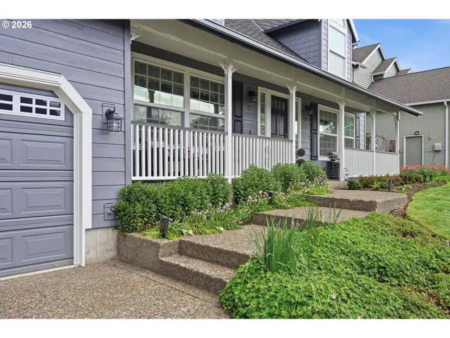 12323 SE Ashley St, Clackamas, OR 97015 - #2