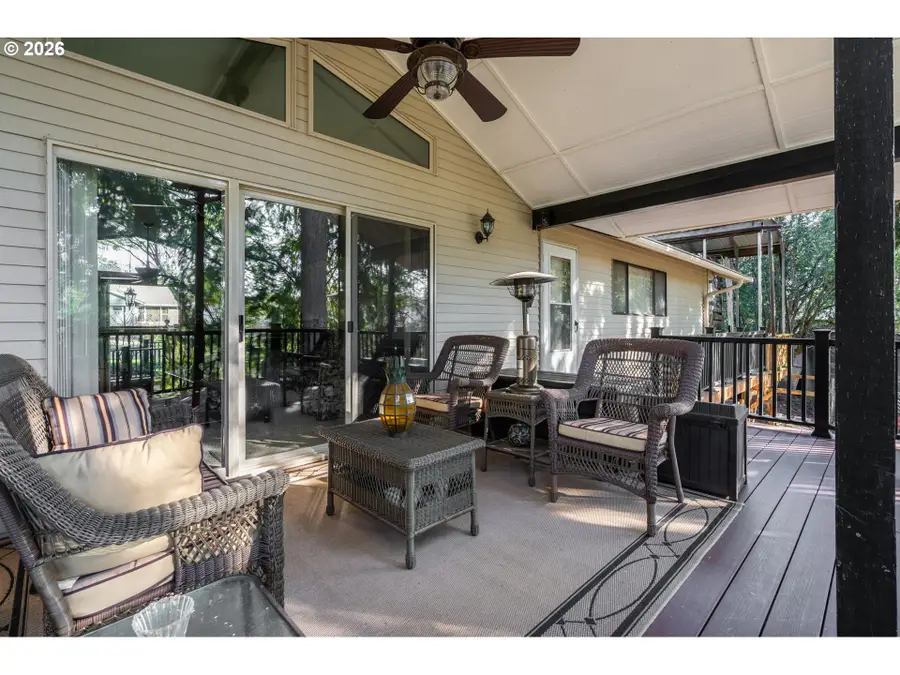 3362 SE Willow St, Hillsboro, OR 97123 - #2