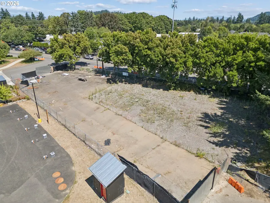 17112 SE Powell Blvd, Portland, OR 97236 - #3
