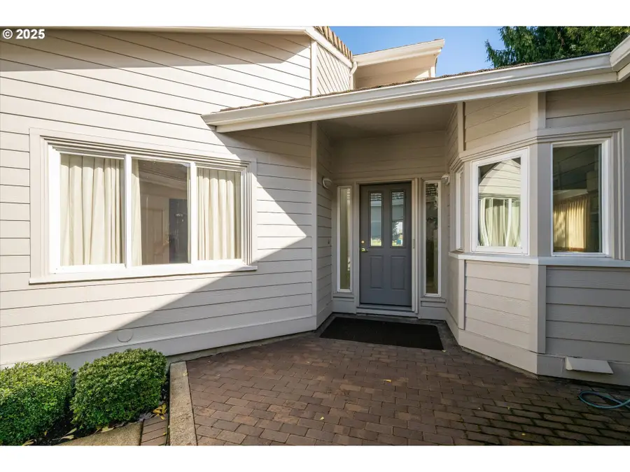 370 Magnolia Dr, Creswell, OR 97426 - Image #3