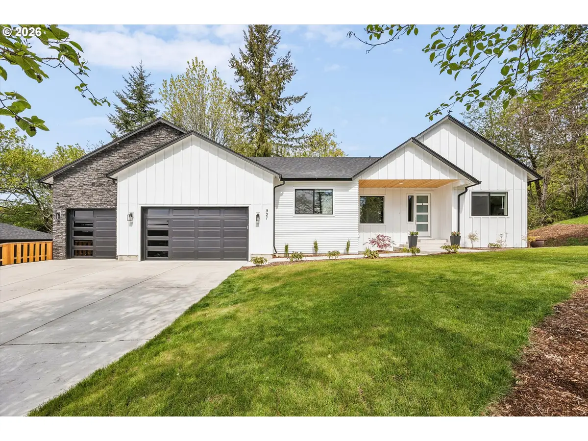 937 Edinburgh Ct, Kelso, WA 98626 - #1