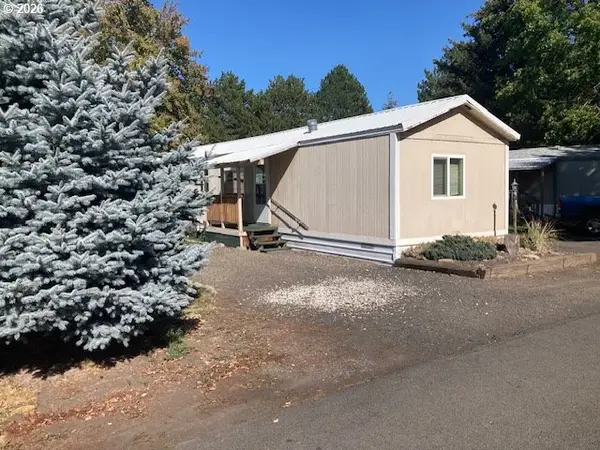 1809 26th St, LaGrande, OR 97850
