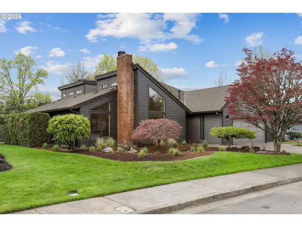 7104 SW Chapel Ln, Portland, OR 97223