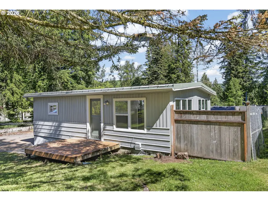 101 Gatewood Dr, Kelso, WA 98626 - #2