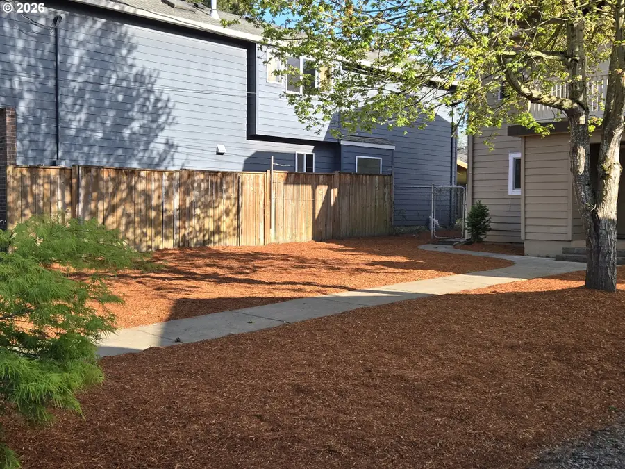 1330 N Kilpatrick St, Portland, OR 97217 - #3