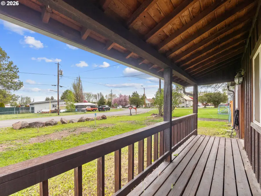 604 SW Mildred Ave, Enterprise, OR 97828 - #2