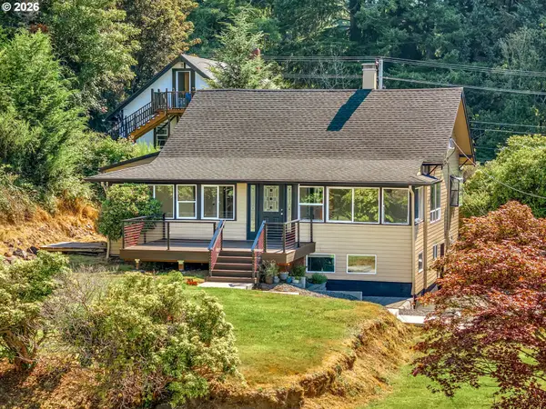 1660 6th St, Astoria, OR 97103