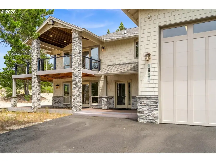 8985 Sandy Heights Rd, Cloverdale, OR 97112 - #3