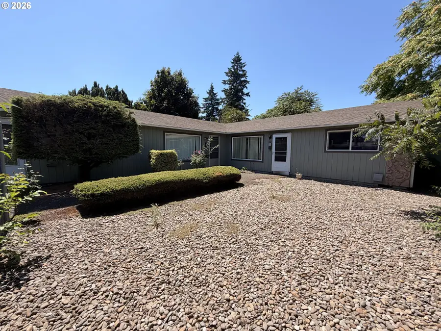 6223 SE 93rd Ave, Portland, OR 97266 - #3