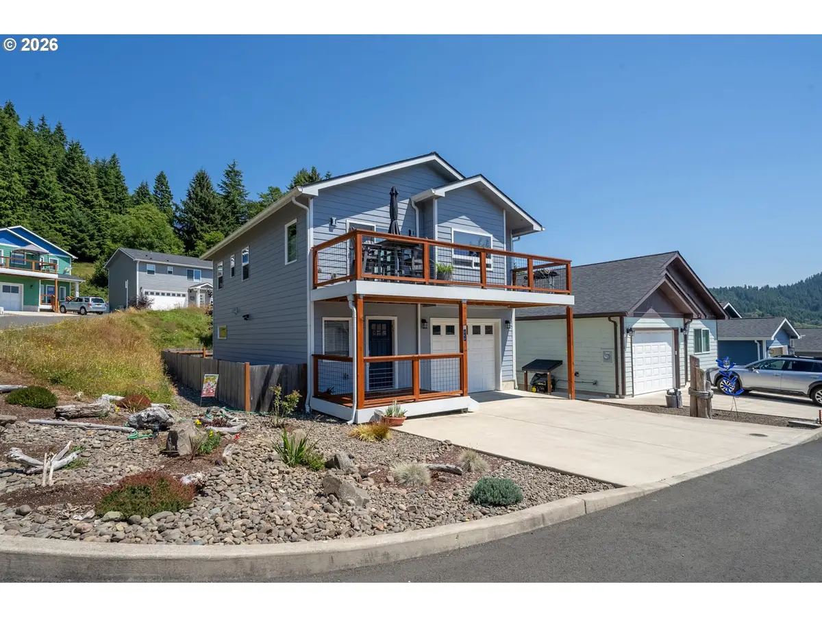 708 Vine Maple Ln, Garibaldi, OR 97118 - #1