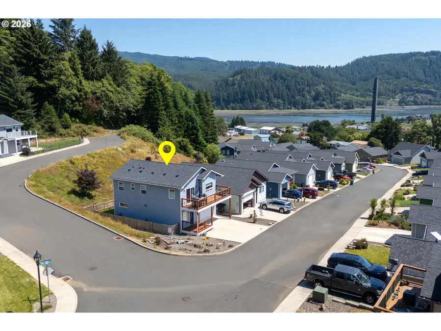 708 Vine Maple Ln, Garibaldi, OR 97118 - #3