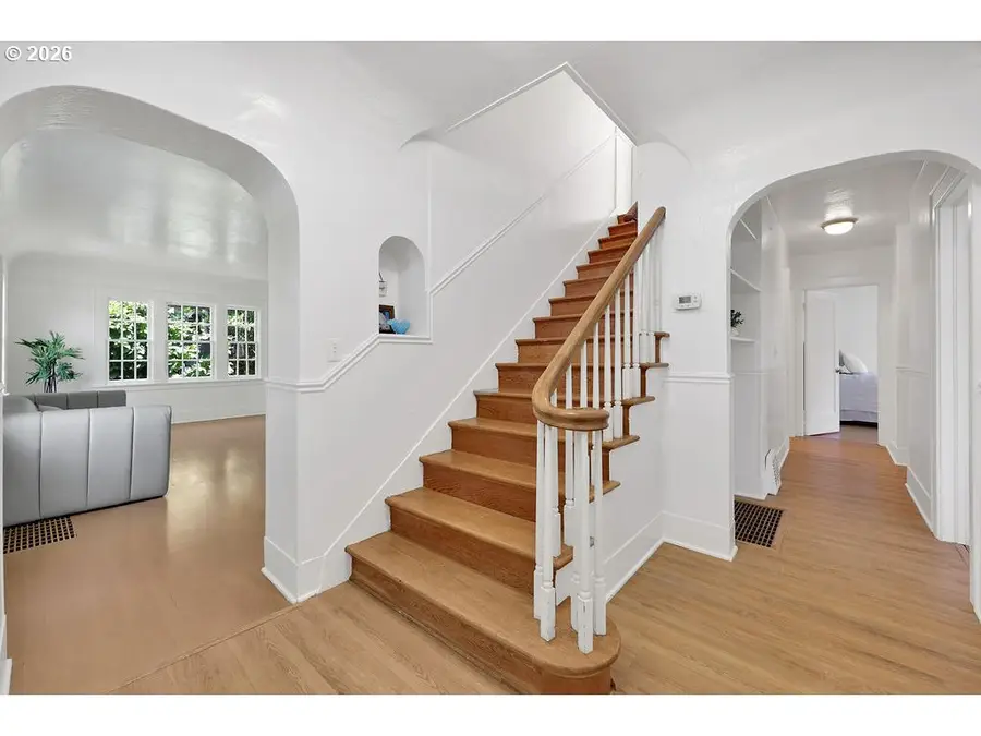 2260 E 15th Ave, Eugene, OR 97403 - #3