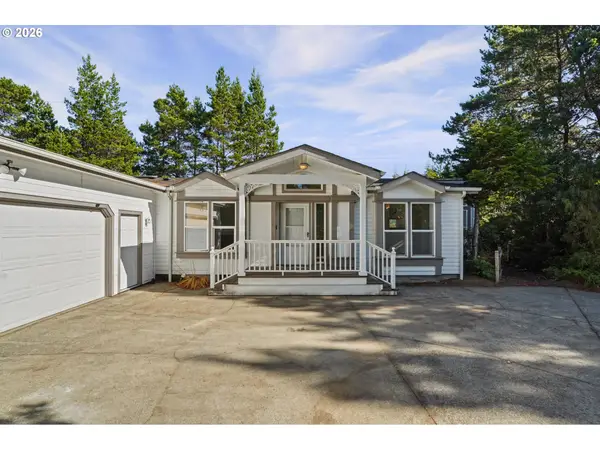 428 Sherwood Loop, Florence, OR 97439