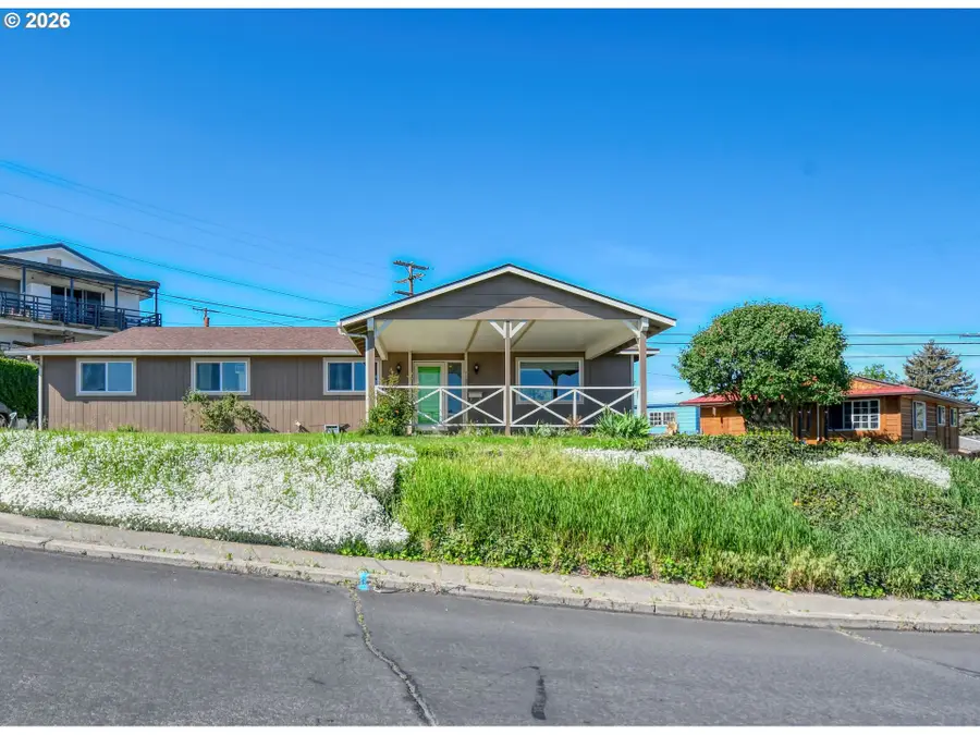 1107 SW 23rd St, Pendleton, OR 97801 - #3