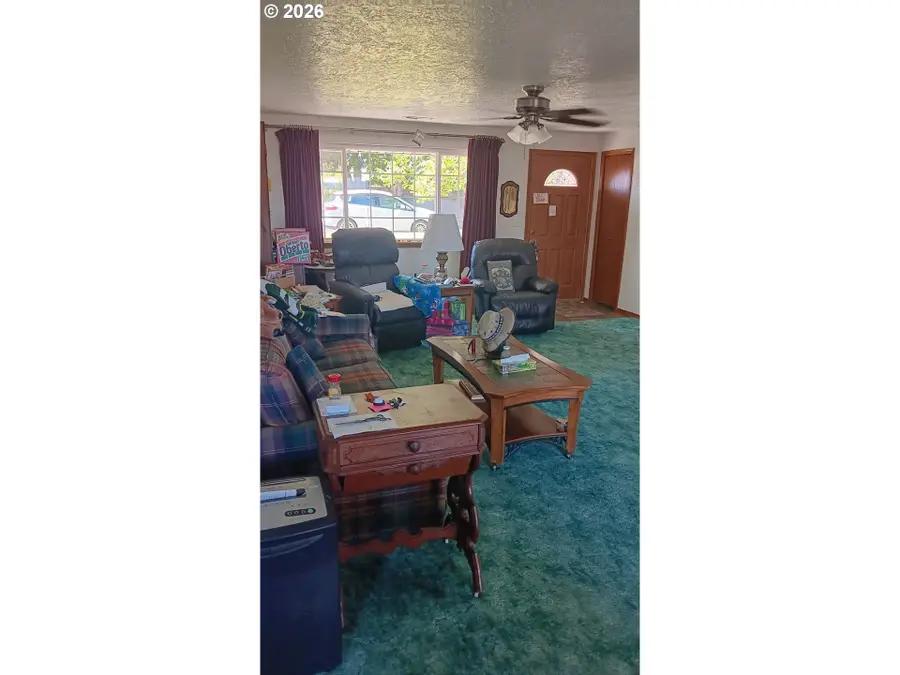 865 E Kennedy Ave, Hermiston, OR 97838 - #3
