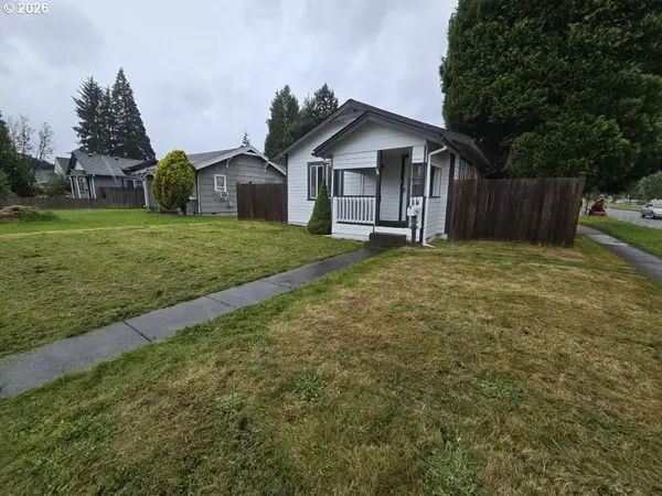365 26th Ave, Longview, WA 98632