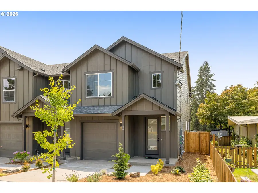 136 Randall St, Oregon City, OR 97045 - #2
