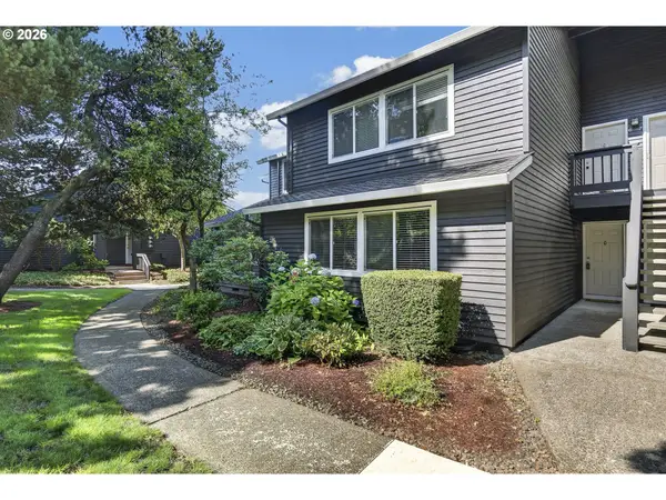 9380 SW 146th Ter #M2, Beaverton, OR 97007