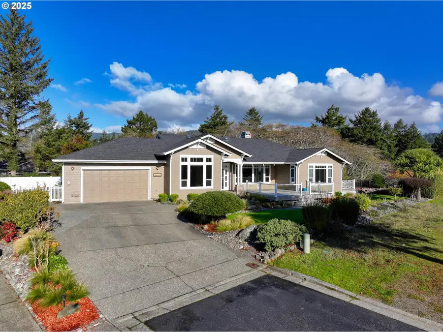 96546 Sunridge Ter, Brookings, OR 97415 - Image #2