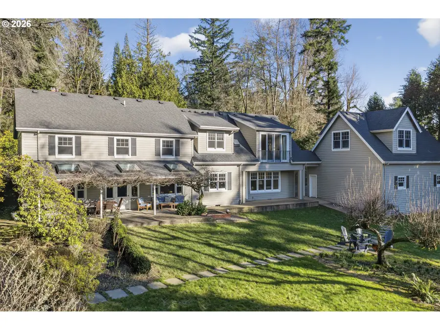 13220 S Iron Mountain Blvd, Portland, OR 97219 - Image #2