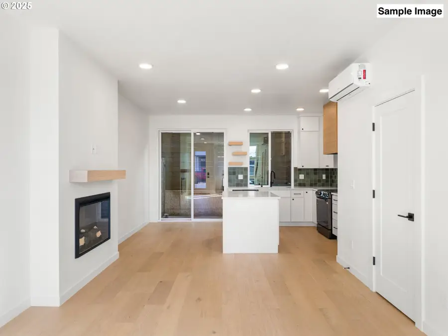 1911 Broadway St #2, Vancouver, WA 98663 - Image #2