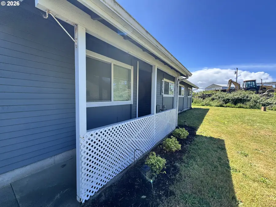 303 N Hwy 101, Gearhart, OR 97138 - #2