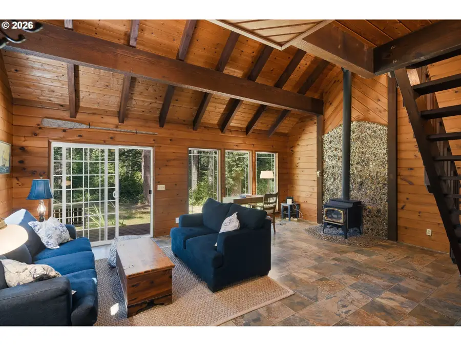 88245 Cardinal Ln, Bandon, OR 97411 - #3