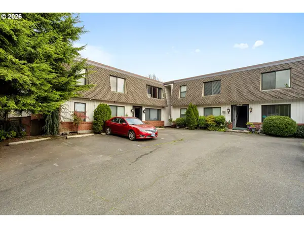 8065 N Ivanhoe St #9, Portland, OR 97203