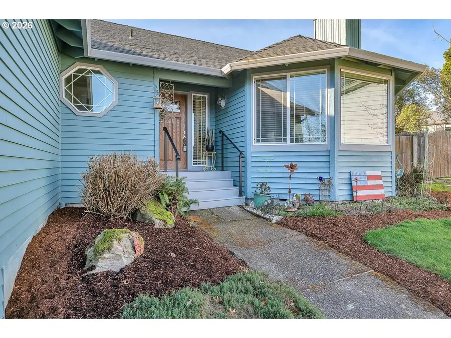 16071 SW Bridle Hills Dr, Beaverton, OR 97007 - Image #2