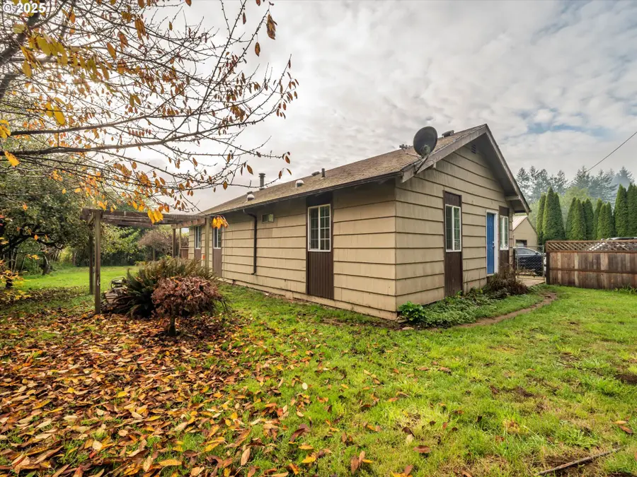 94428 Rink Creek Ln, Coquille, OR 97423 - Image #2