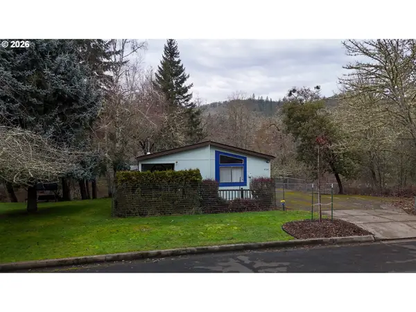 464 NE Kirby Ave, Roseburg, OR 97470