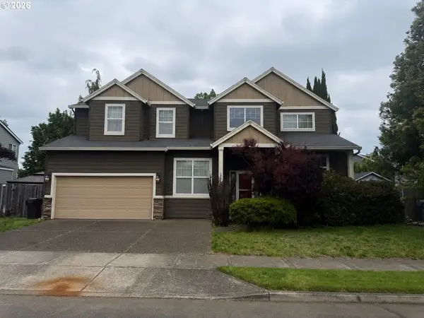 494 NE 21st Pl, Canby, OR 97013