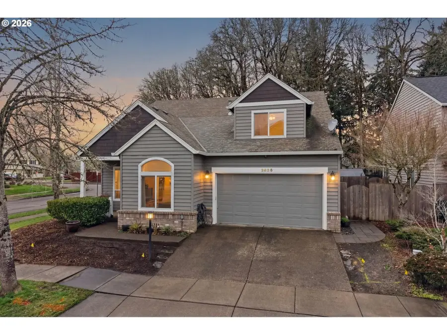 2525 NE Charlois Dr, Hillsboro, OR 97124 - #2