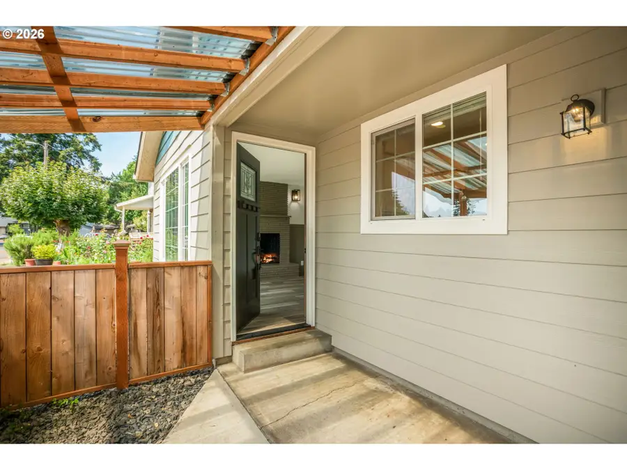 400 NW 6th Ave, Canby, OR 97013 - #2