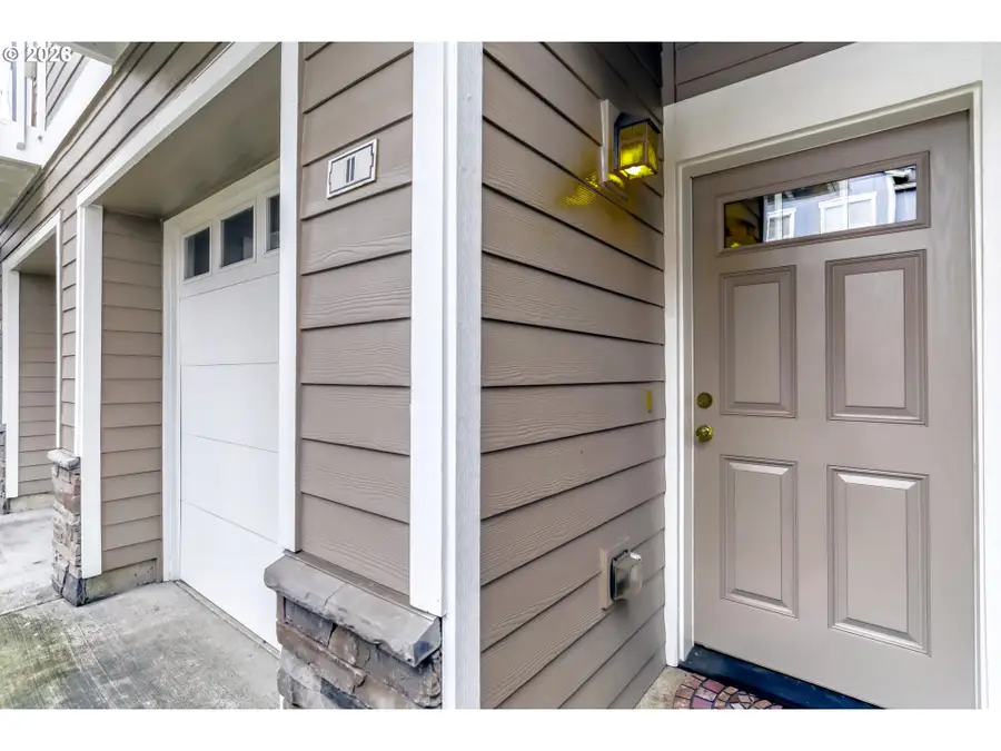 18465 SW Stepping Stone Dr #11, Beaverton, OR 97003 - #2