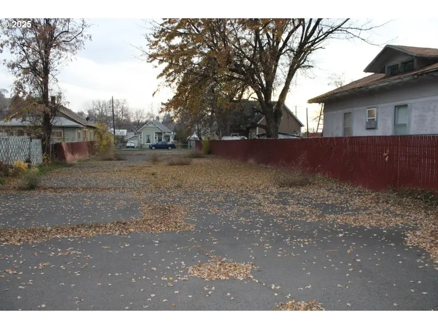 607 SW 2nd St, Pendleton, OR 97801 - Image #2