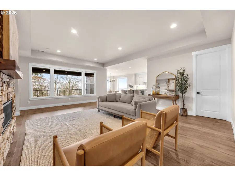 105 Eli Avery Ave, Kalama, WA 98625 - #2